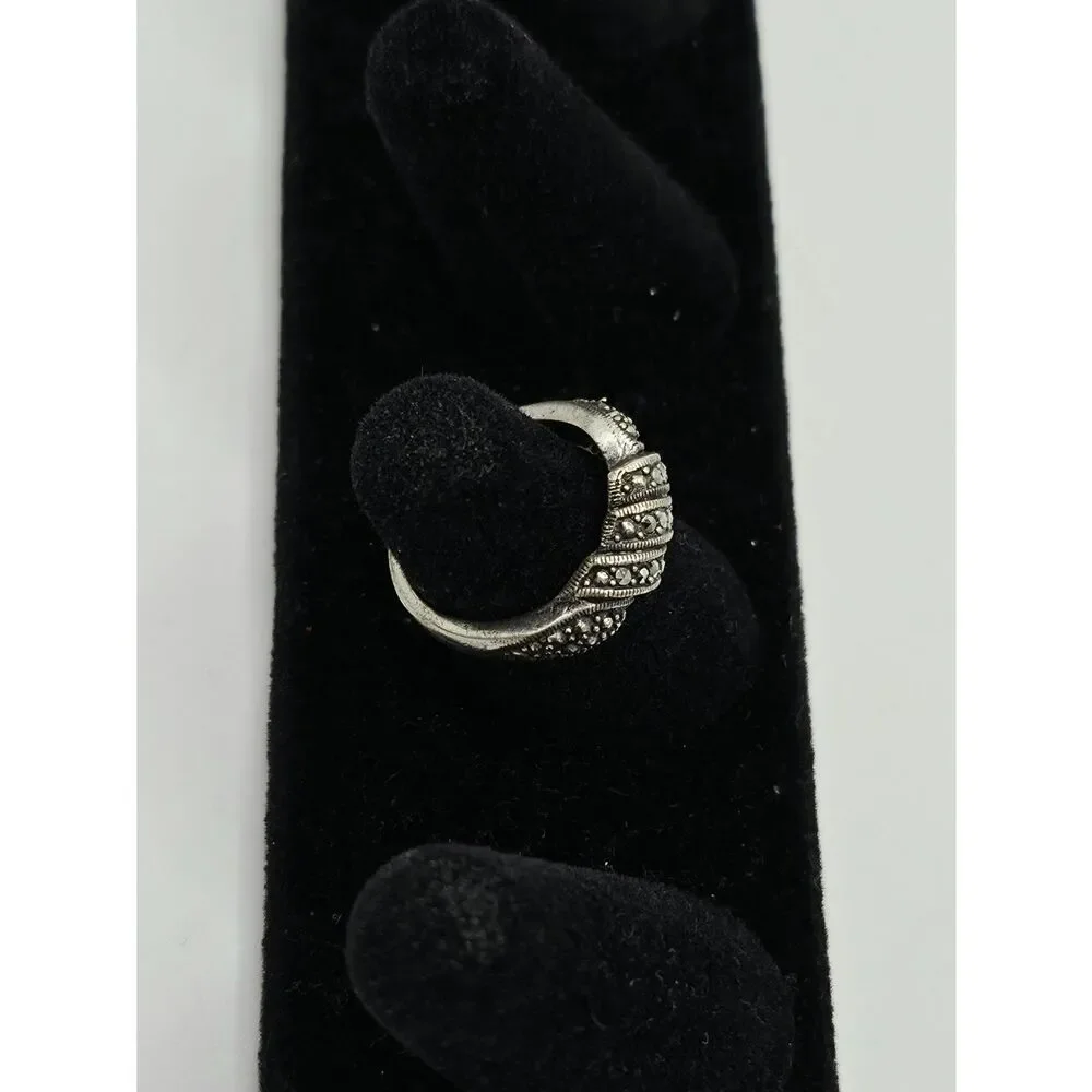 Vintage Silver Marcasite Shrimp Ring